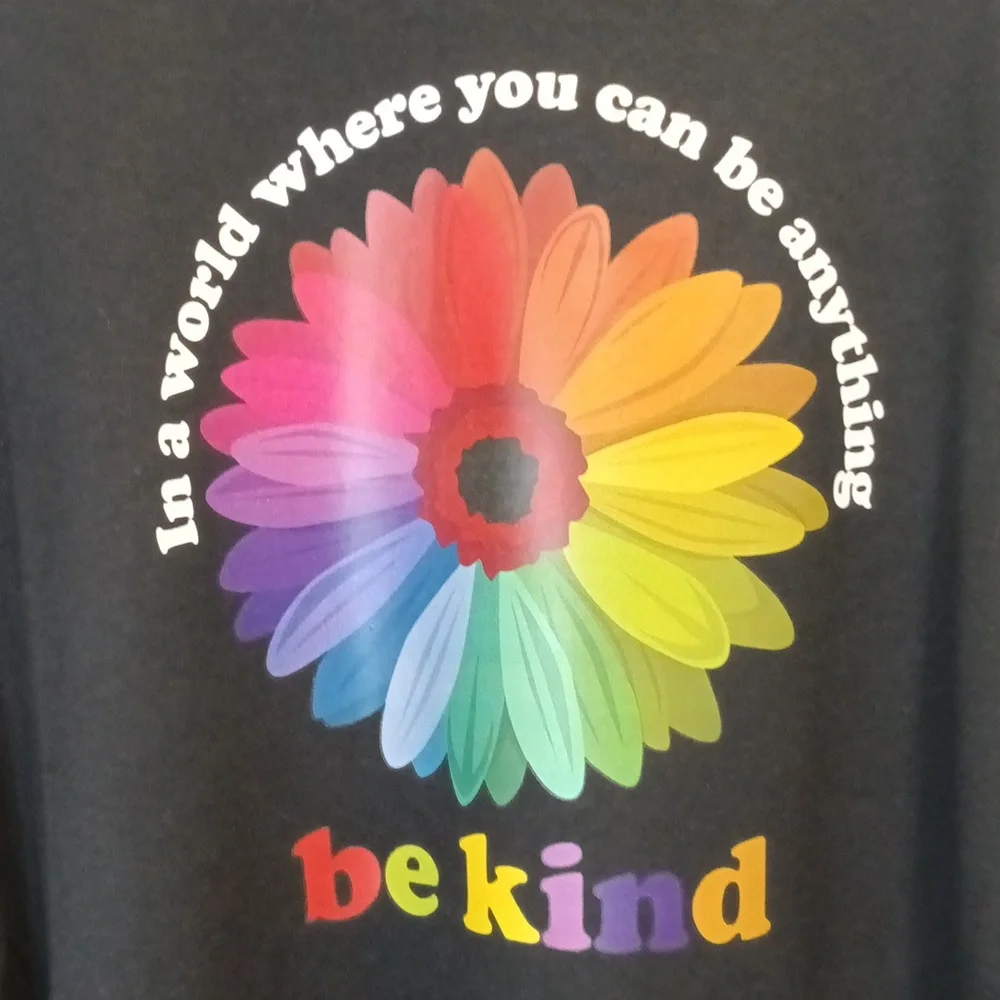 Jerzees XL Black Graphic Sweatshirt - Picture 2 of 3